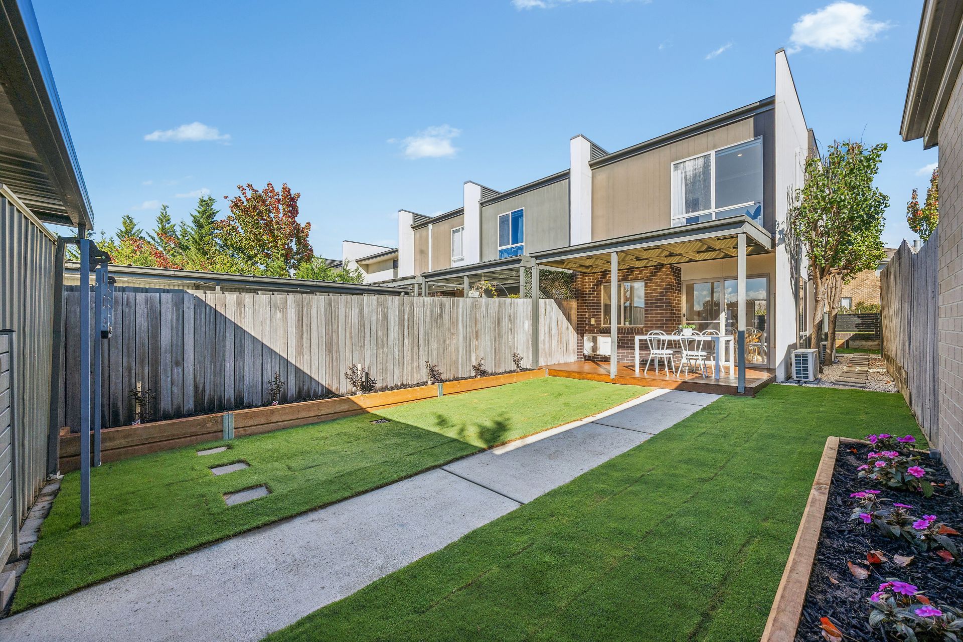 52 Lansdown Crescent, Casey, Casey - Thumbnail 2