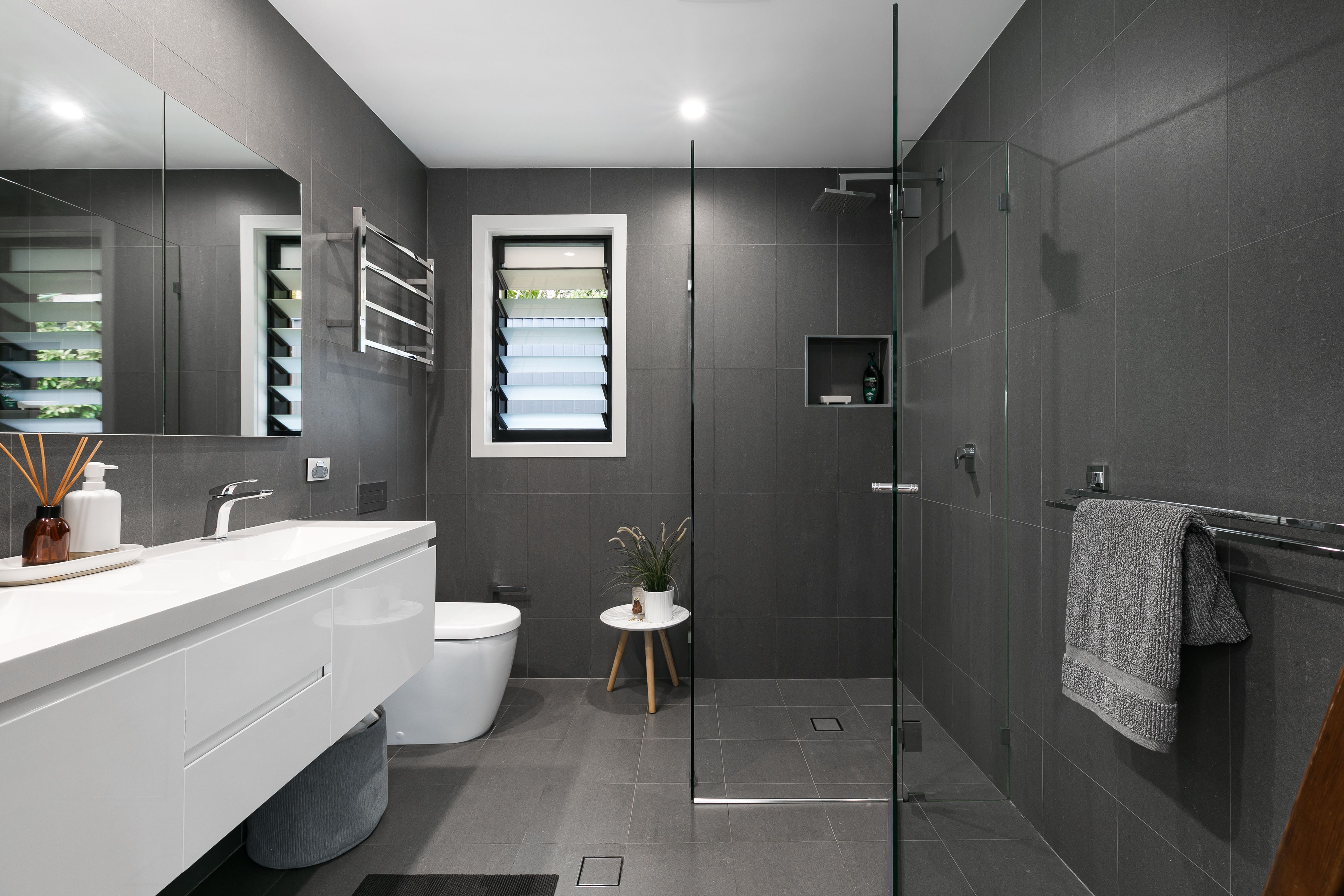 2 Wareemba Place LILLI PILLI 2229