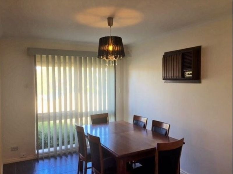 4 Glenloth Court, Epping