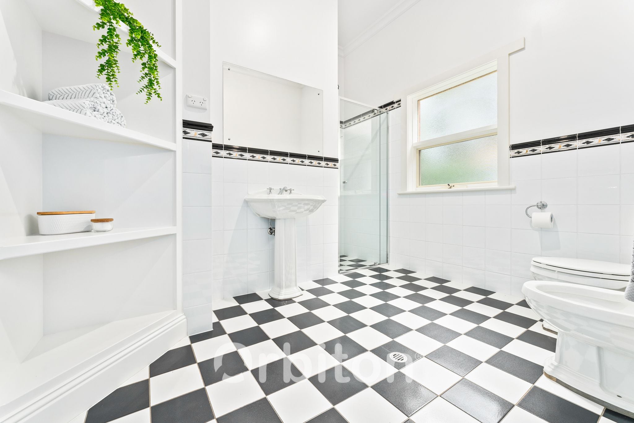 52 Fourth Avenue, St Peters SA 5069