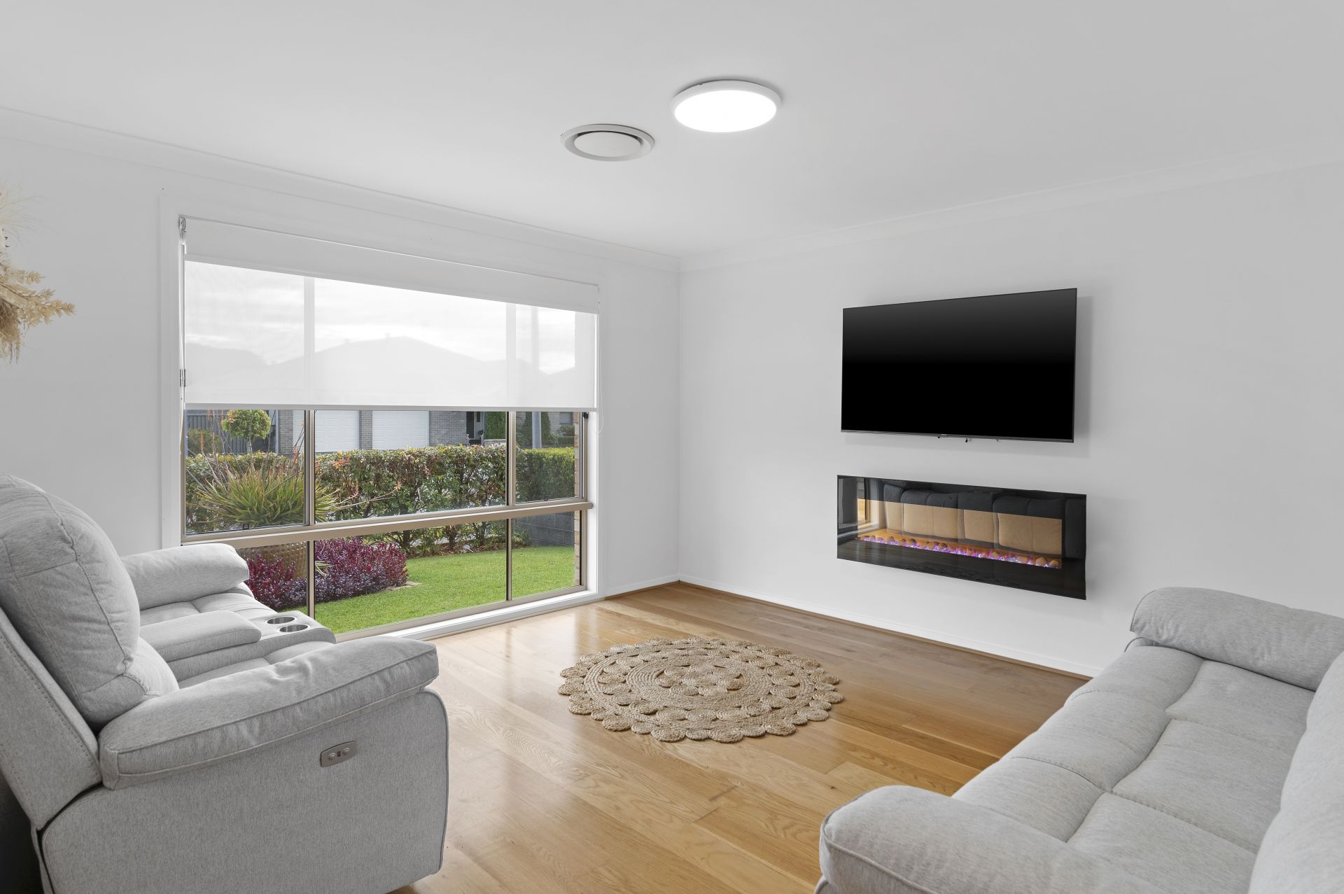 18 Narrabeen Close Mardi NSW, Mardi - Thumbnail 3
