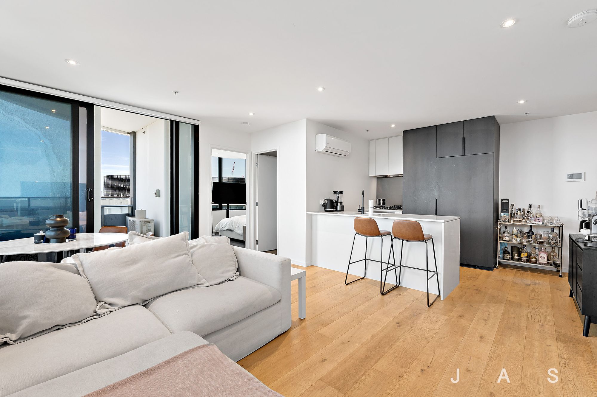 1506/5 Joseph Road Footscray VIC, Footscray - Thumbnail 2