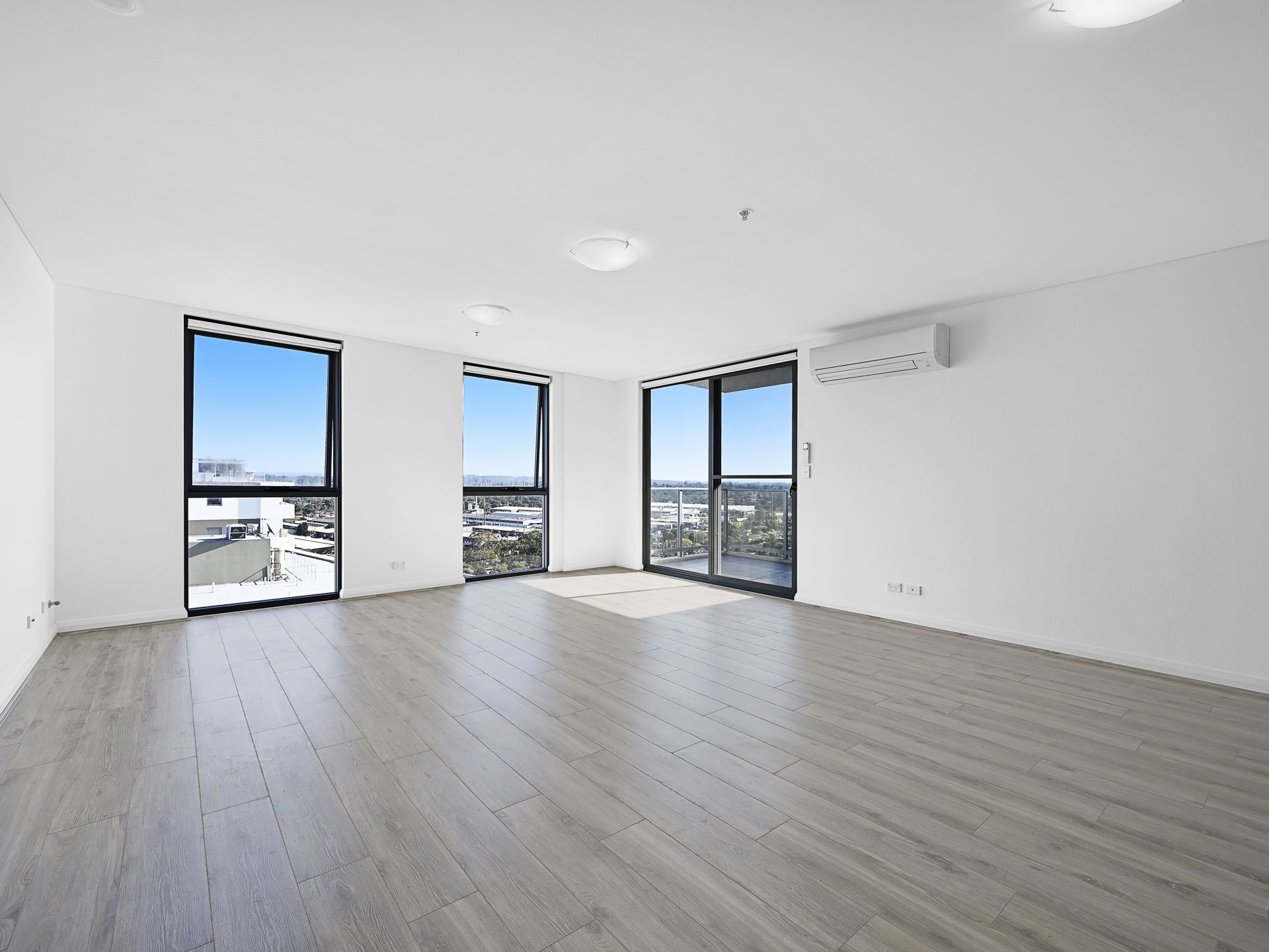 185/2 Browne Parade, Warwick Farm, Warwick Farm - Thumbnail 5