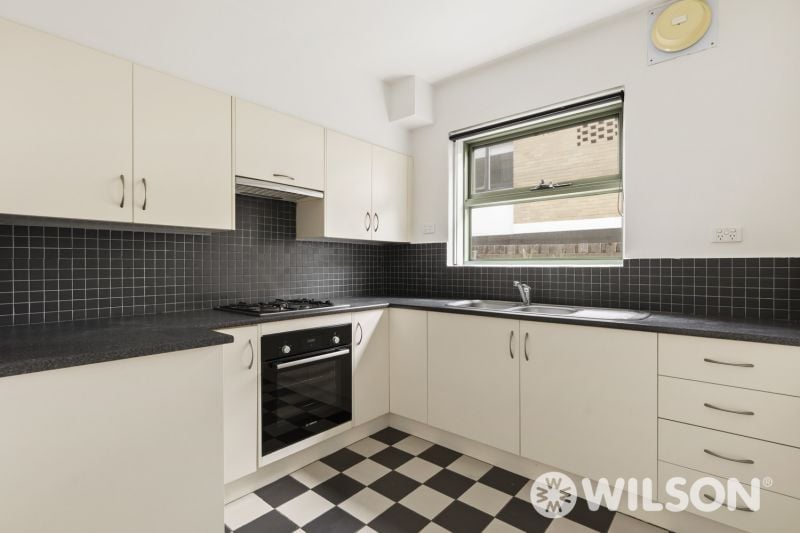 4/41 Park Street ST KILDA WEST VIC, St Kilda West - Thumbnail 2