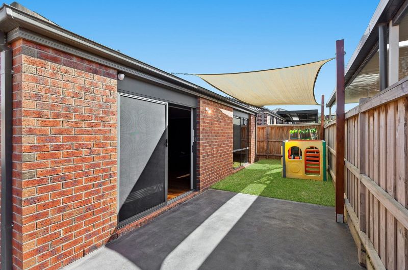 28 Balerno Way, Mernda