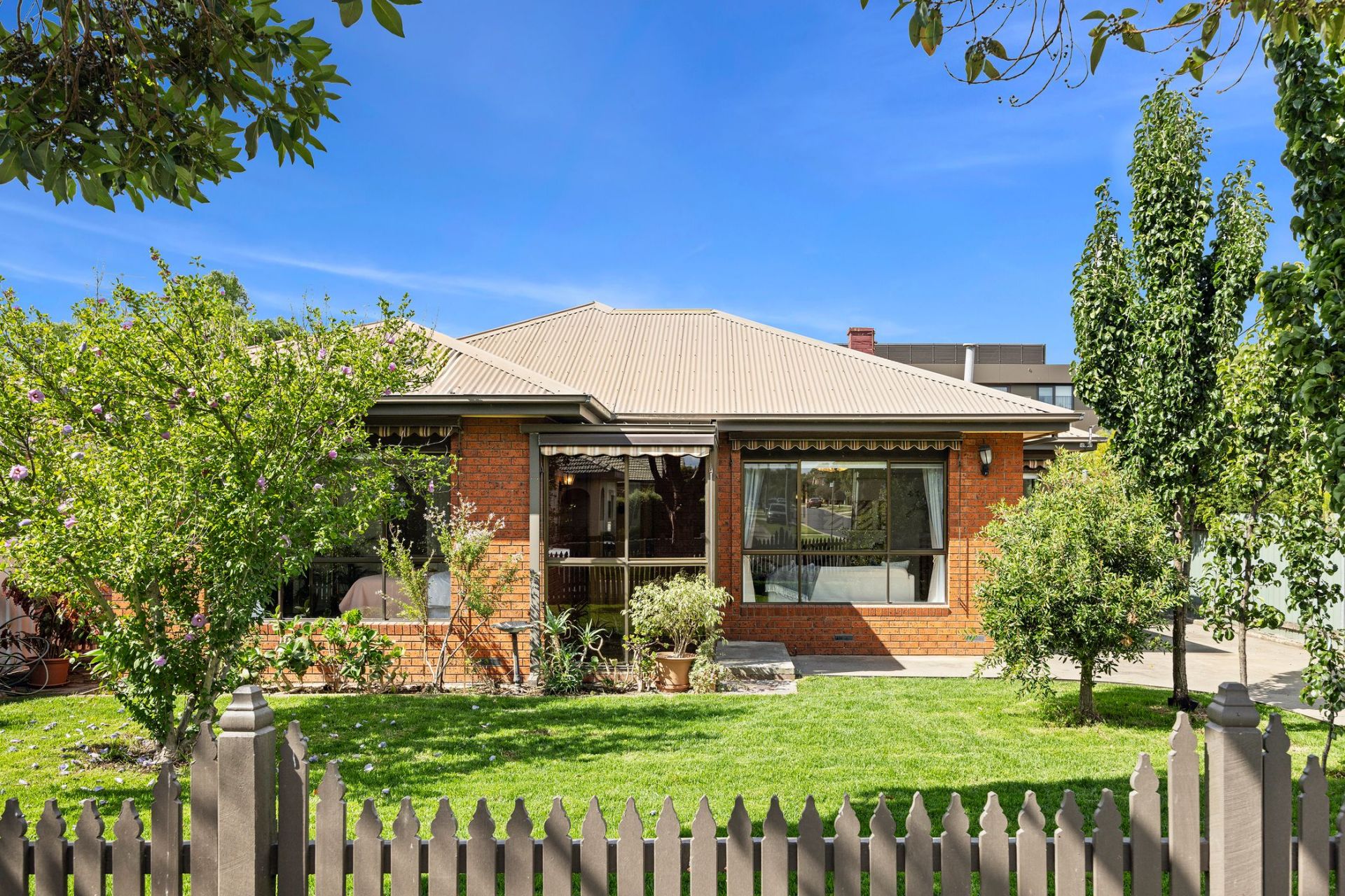 33 Holden Avenue, Rippleside - Thumbnail 2