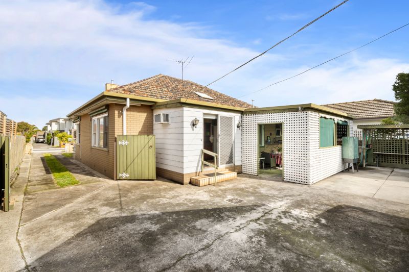 10 Richards Street, Lalor