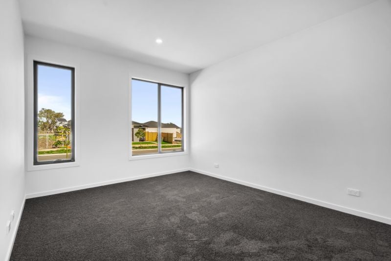 87 Whitebark Street, Wollert