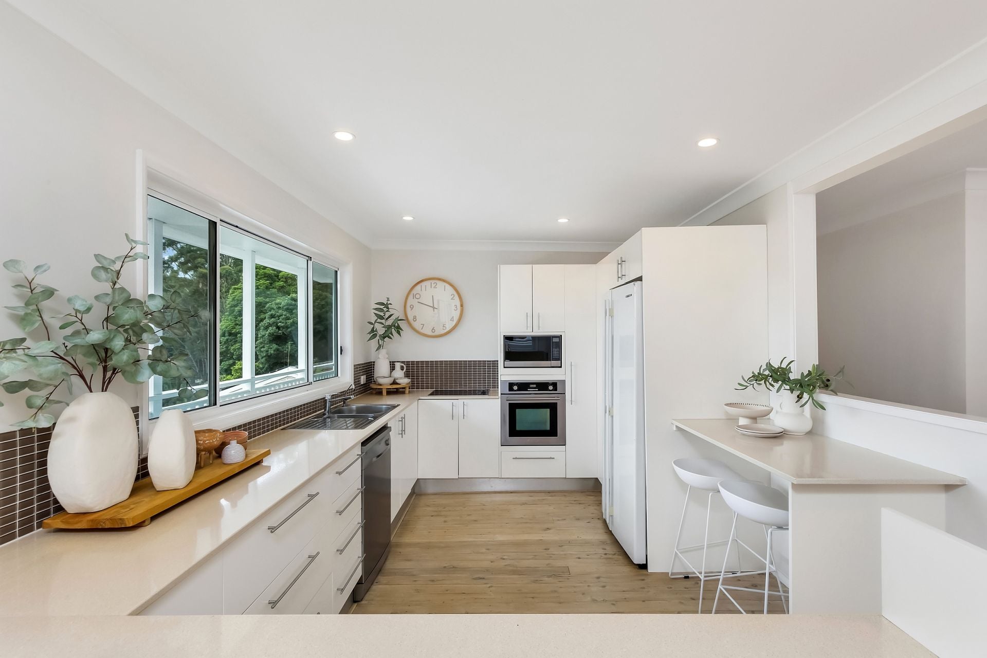 24 Gill Avenue, Avoca Beach, Avoca Beach - Thumbnail 3