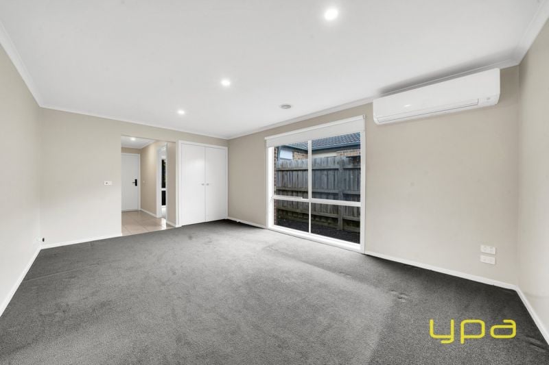 1/107-109 Breens Road Cranbourne West VIC, Cranbourne West - Thumbnail 3