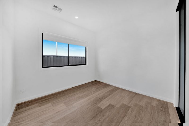 15 Aherlow Road, Beveridge