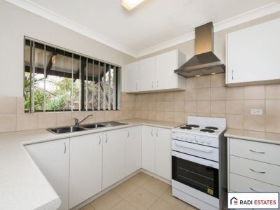 2x1 Unit in Prime Location