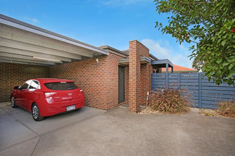 4/177 Purinuan Road, Reservoir