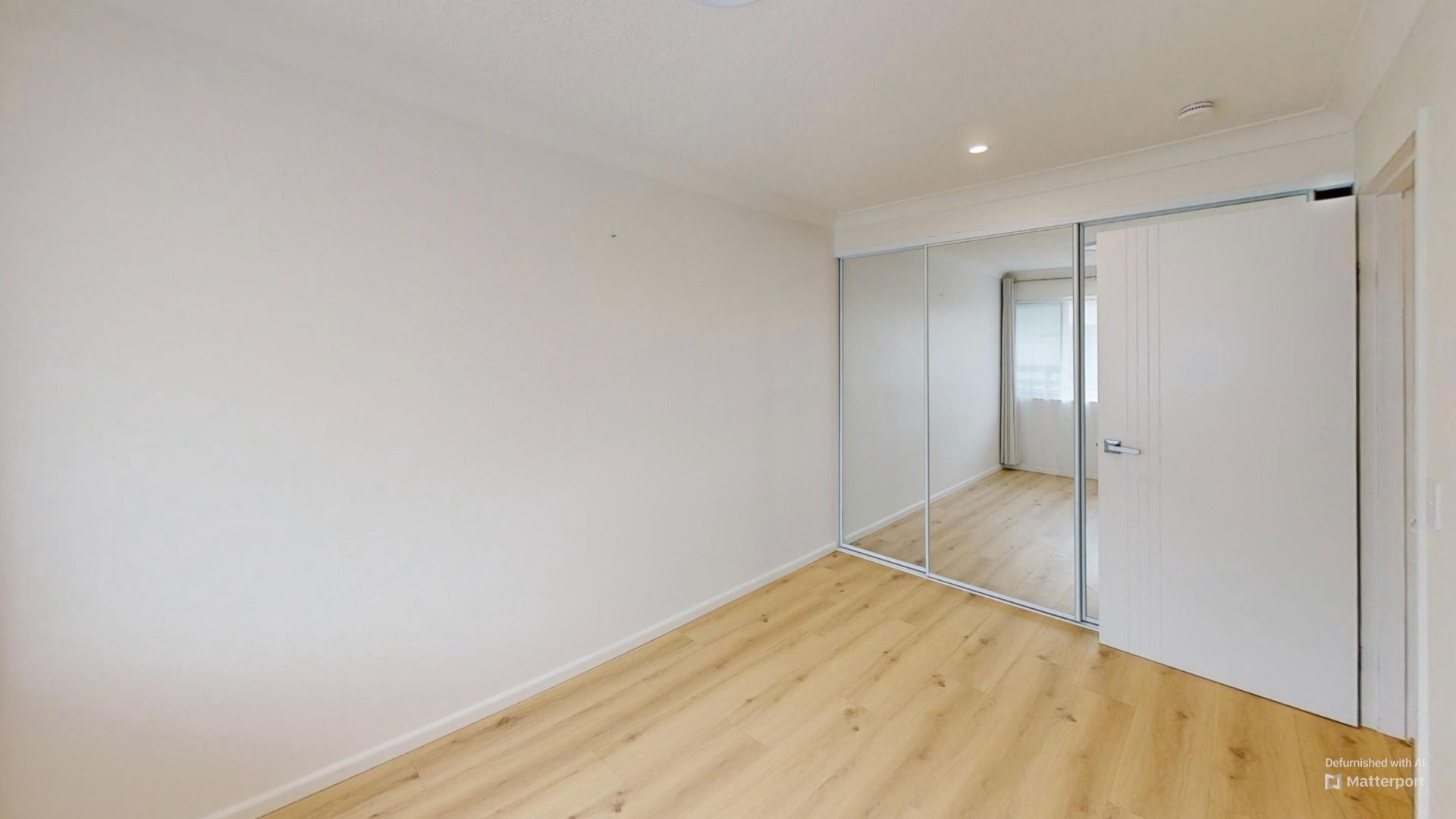 8/34 Seaside Avenue, Mermaid Beach - Thumbnail 7