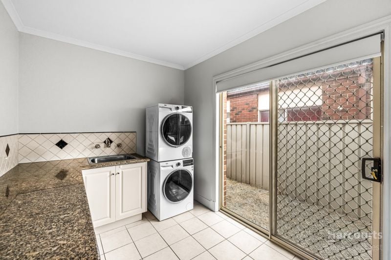 37 St Georges Avenue, Caroline Springs