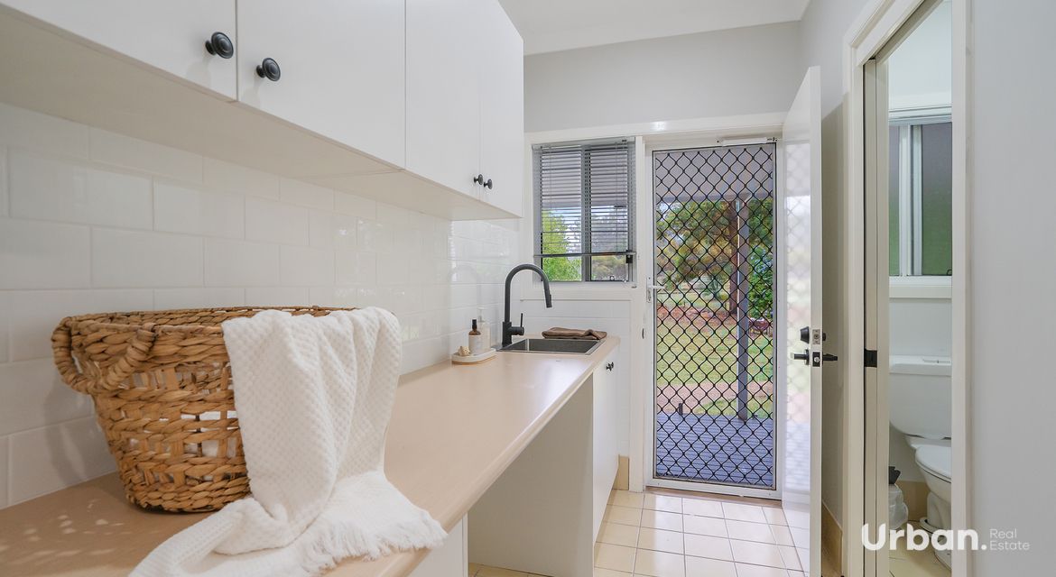 Bellbird 89b Edden Street