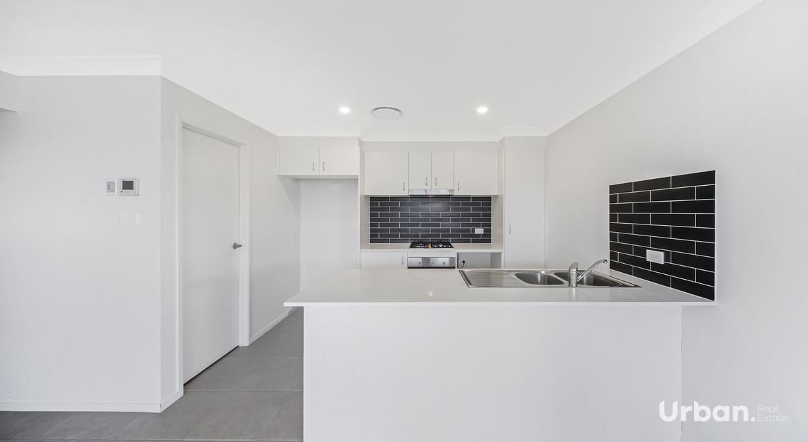 Lochinvar 2/4 Trevallyn Avenue