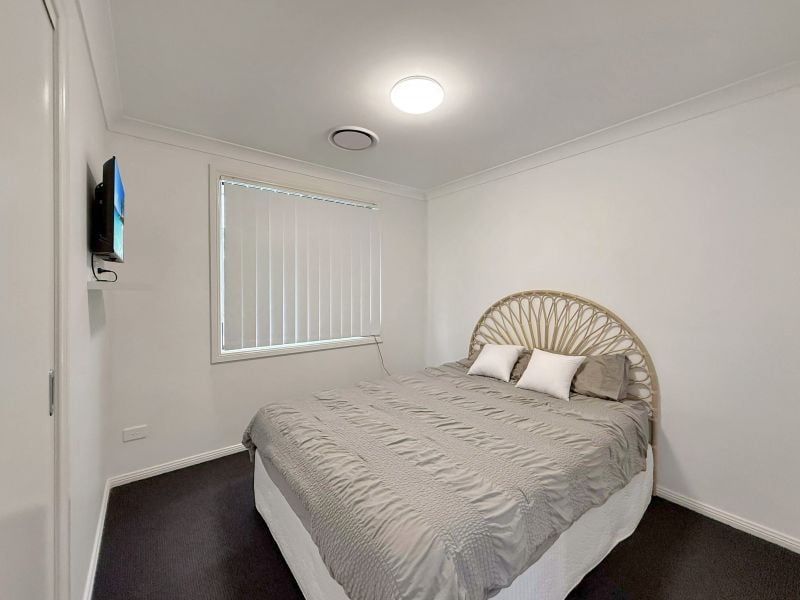 Spacious & Low-Maintenance Living in Peaceful The Oaks