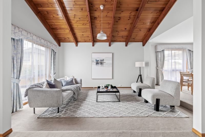 10 Turtur Close, Mill Park