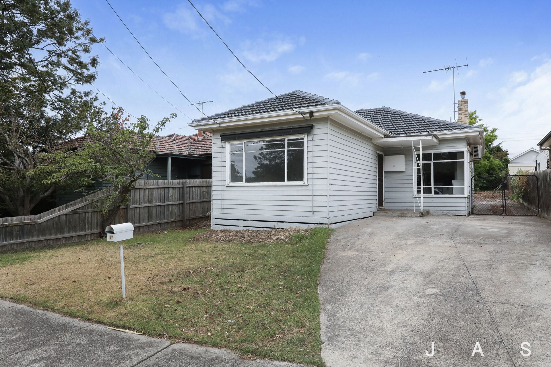 17 St Leonards Avenue Yarraville VIC, Yarraville - Thumbnail 3