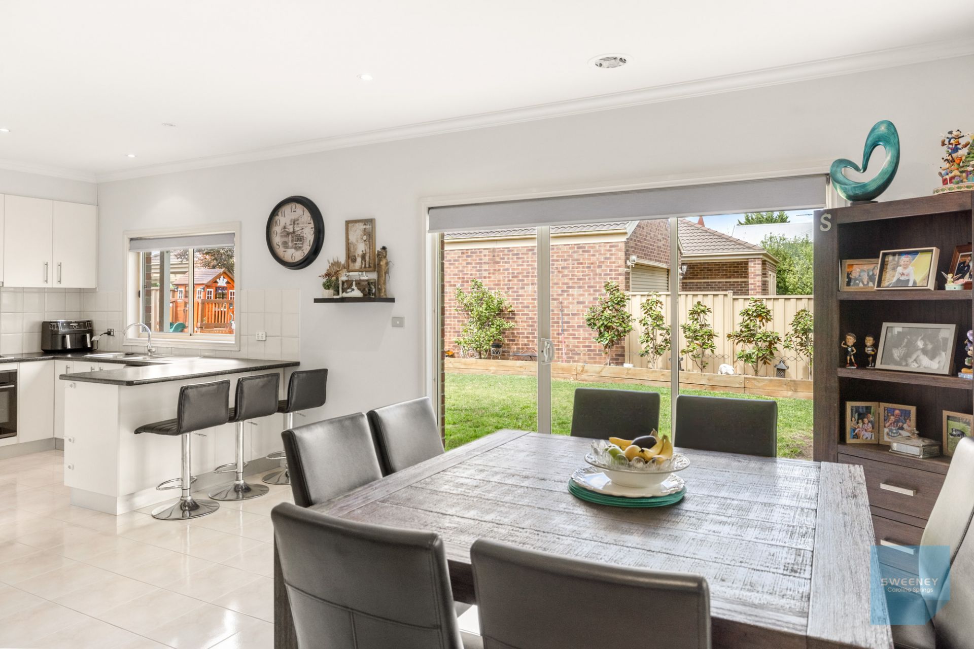 3 Alexandra Gardens, Caroline Springs - Thumbnail 4