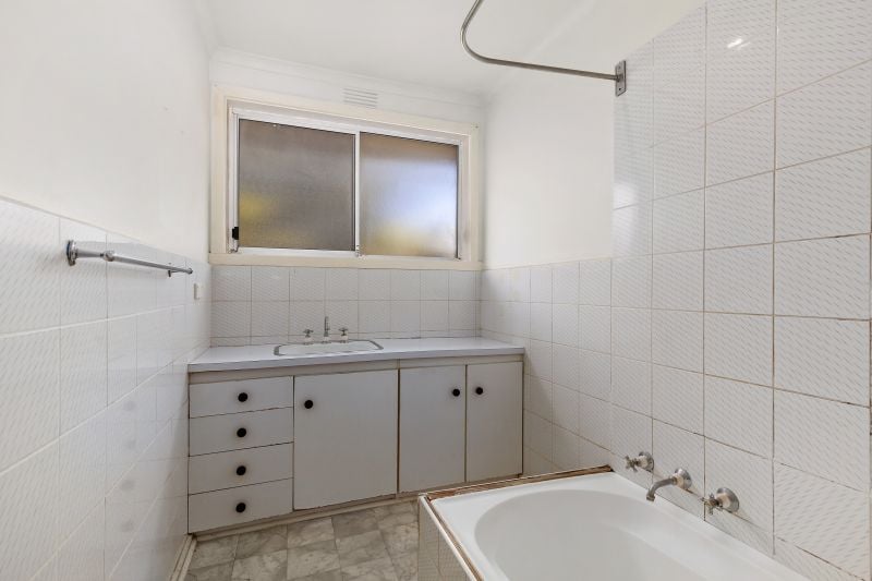 9 Tobruk Court, Lalor