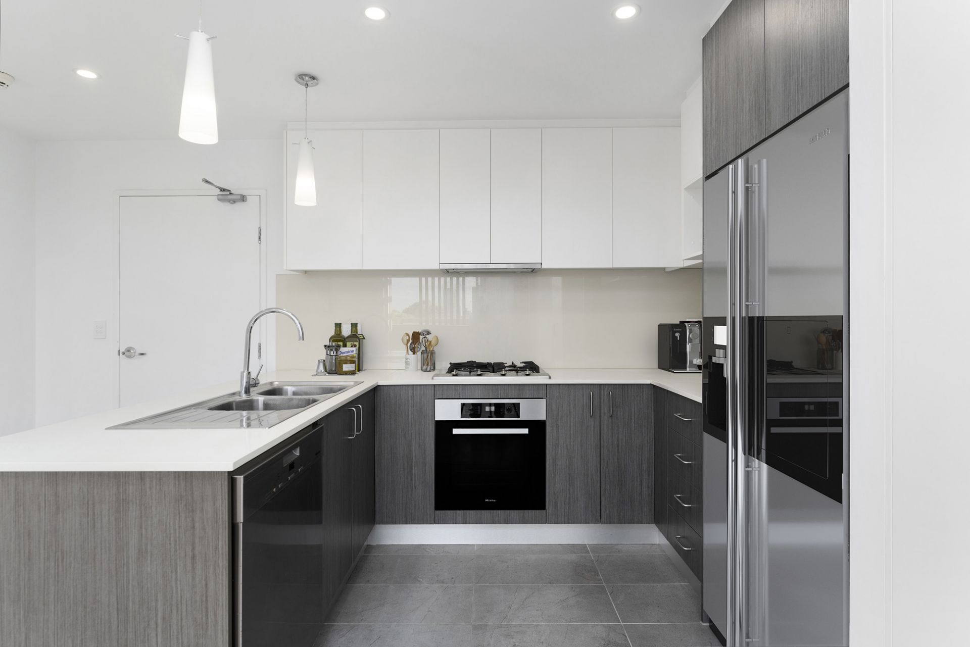 301/12 Mandemar Avenue, Homebush West, West - Thumbnail 4