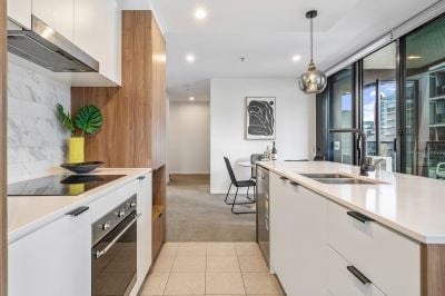 Phillip 603/15 Bowes Street