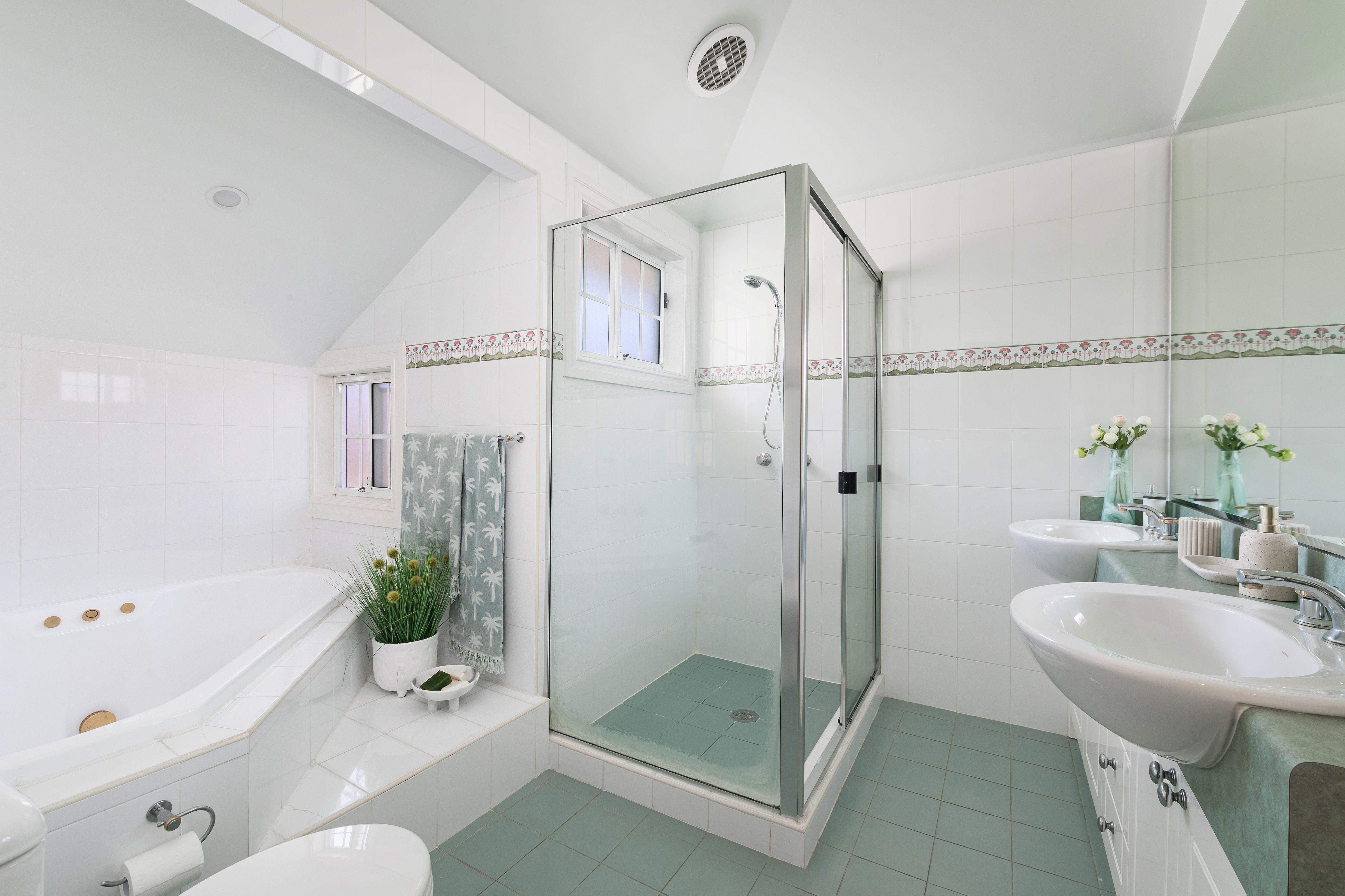 17b Ash Avenue CARINGBAH SOUTH 2229