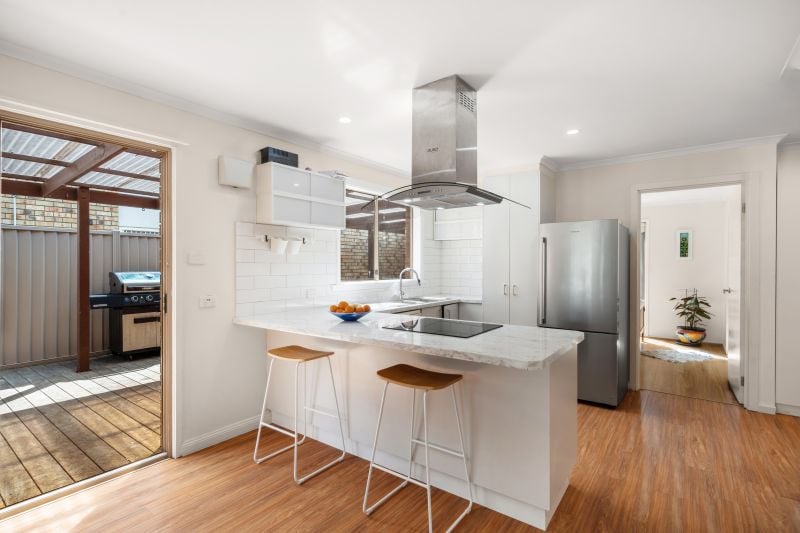 9 Marsden Walk, Roxburgh Park