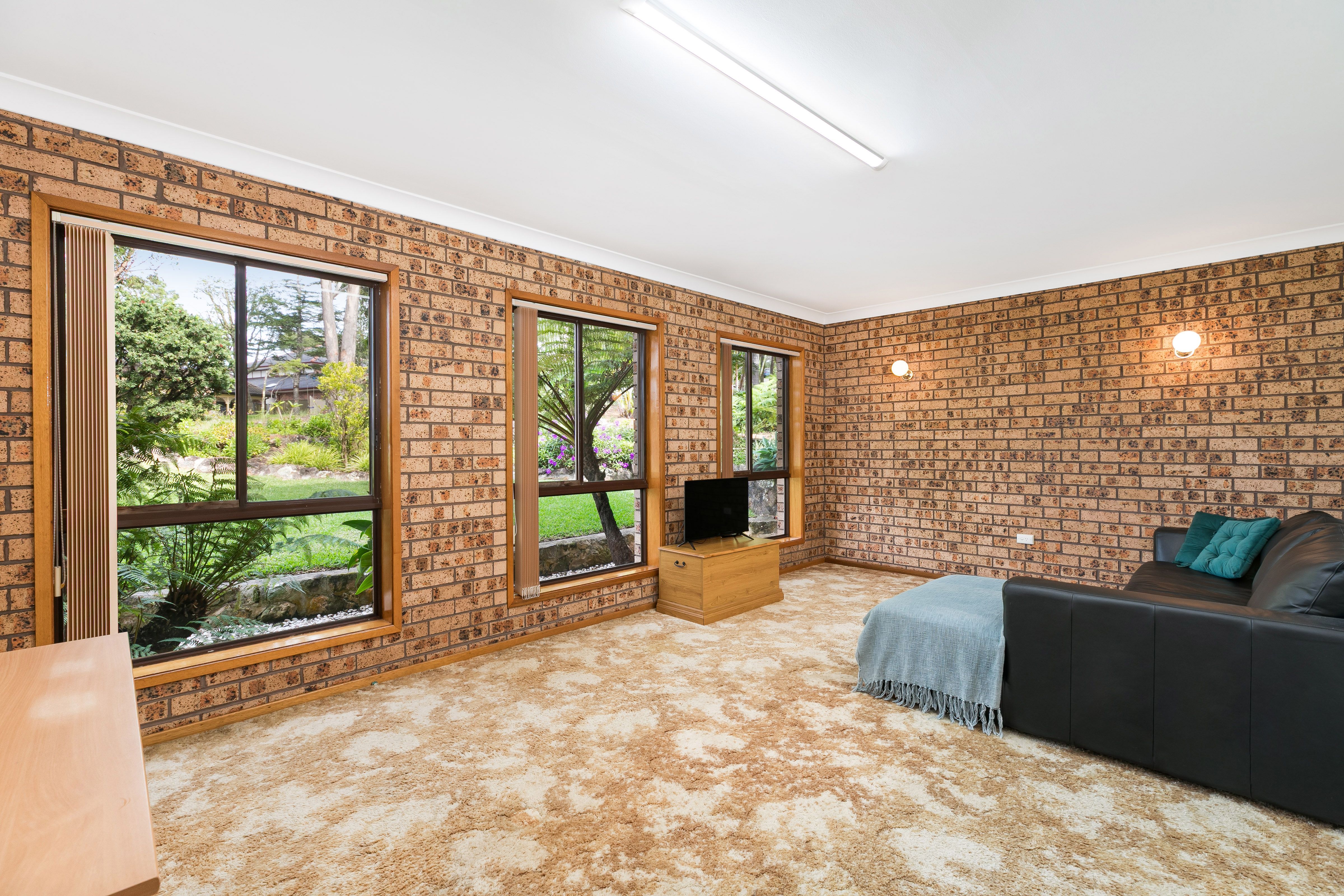 29 Walsh Close ILLAWONG 2234
