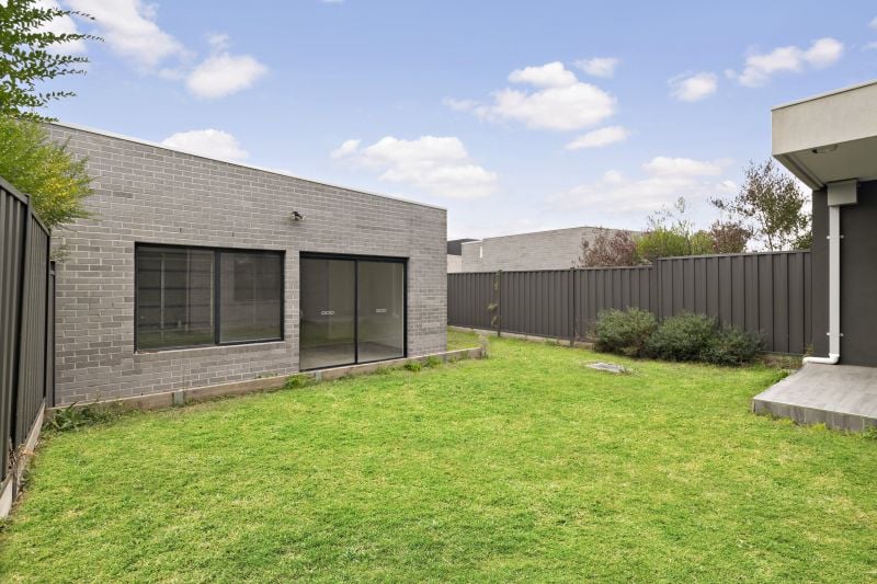13 Enoch Walk, Wollert