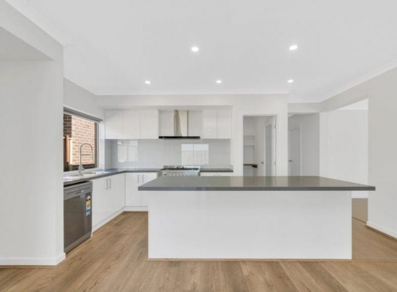 12 Valetta Street, Mickleham