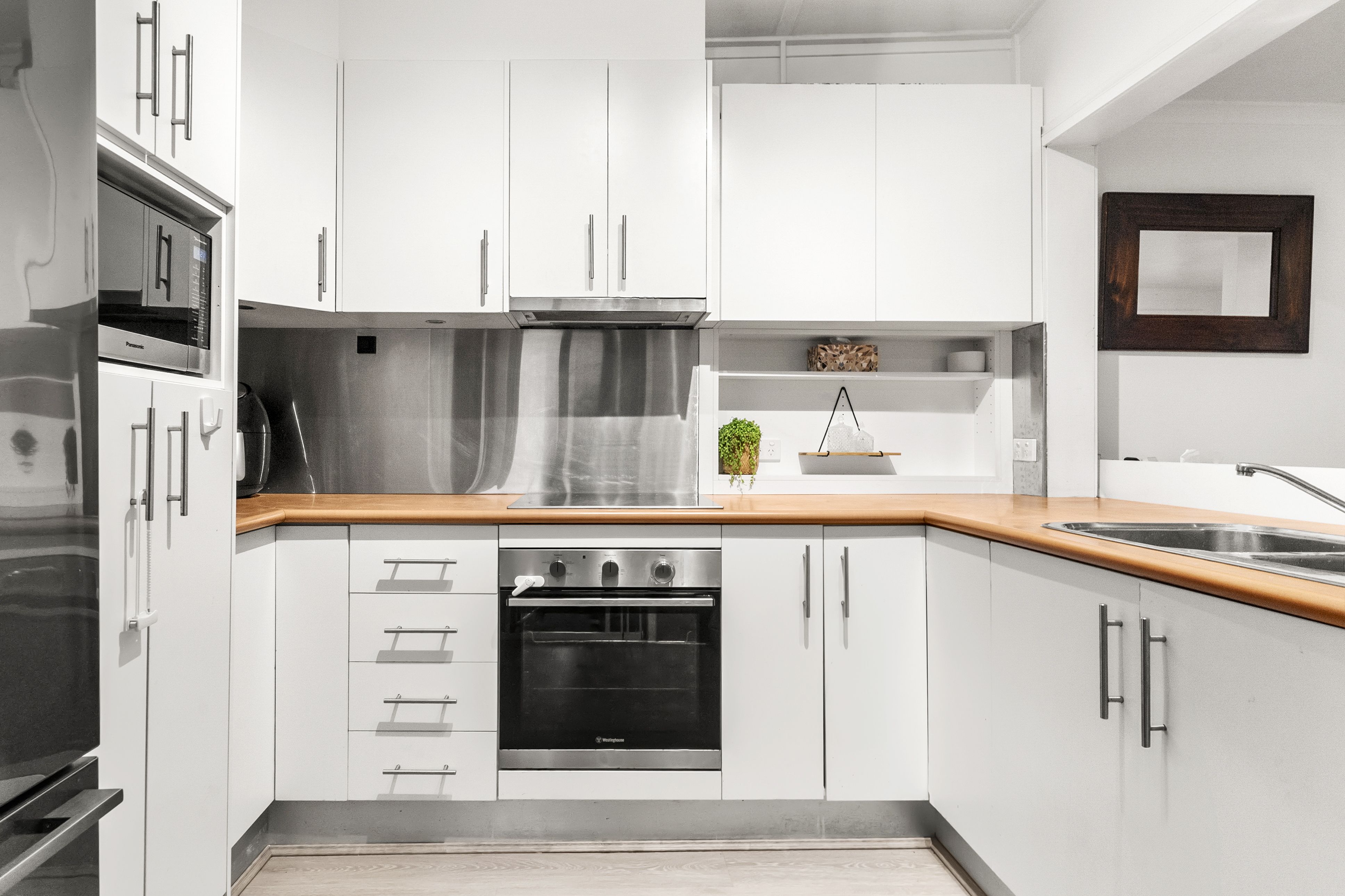 182 Gymea Bay Road GYMEA BAY 2227