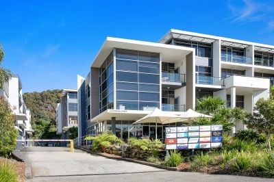 Warriewood - 1002/4 Daydream Street