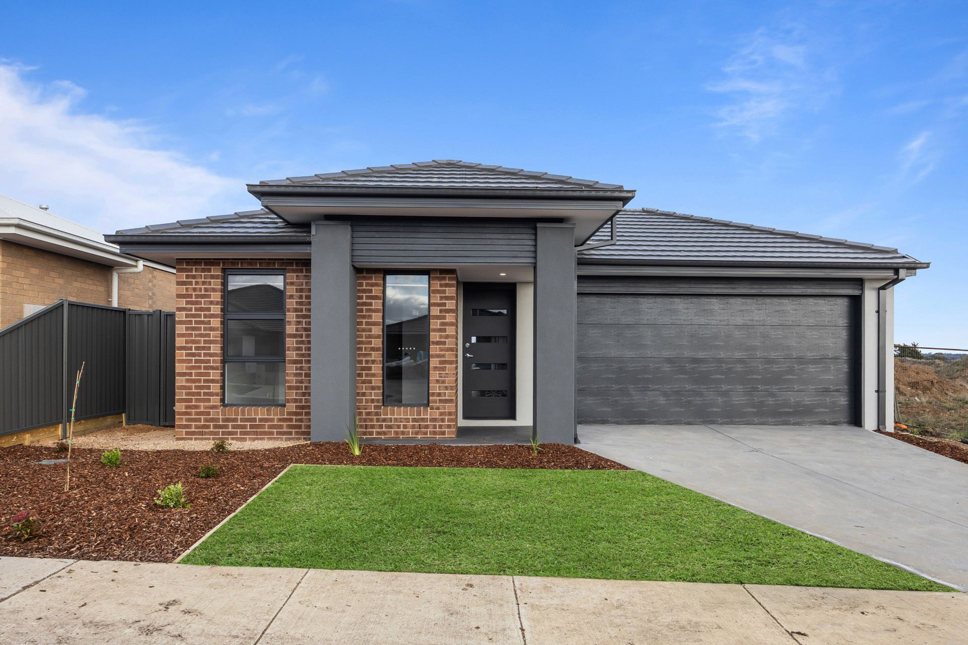 19 Hawk Street, Winter Valley, Winter Valley - Thumbnail 2