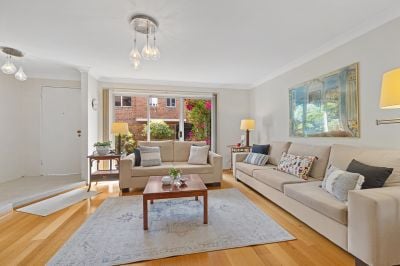 Neutral Bay 8/27 Merlin Street