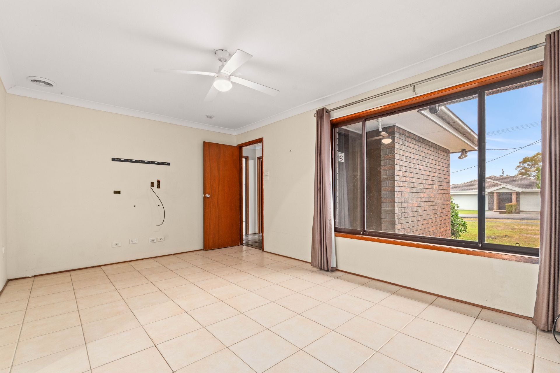 57 Paton Street Woy Woy NSW, Woy Woy - Thumbnail 2