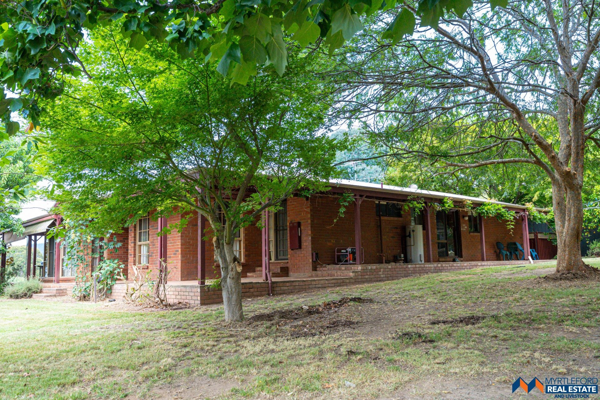 10 Hicks Road, MYRTLEFORD, Myrtleford - Thumbnail 5