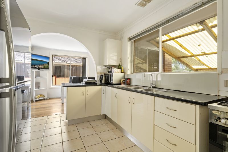 14 Beaumont Crescent, Lalor