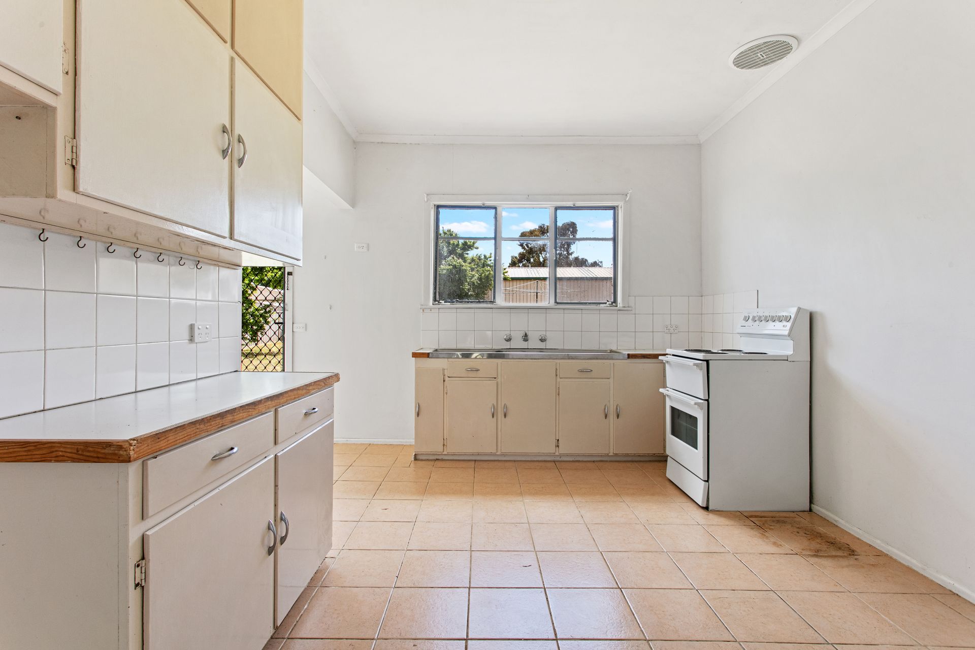 73 Kirkwood Road, Eaglehawk, Eaglehawk, Eaglehawk - Thumbnail 4
