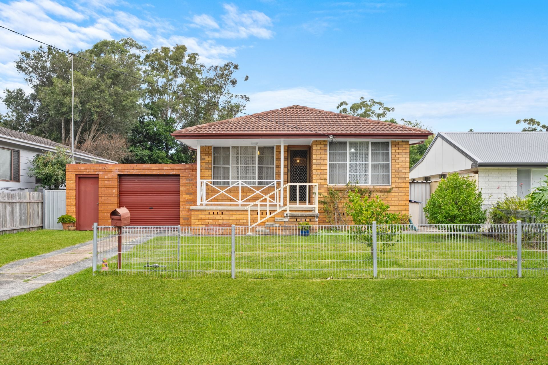 4 Black Swan Street, Berkeley Vale