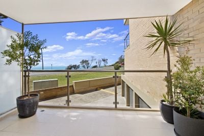 2/58 Pacific Drive, Port Macquarie