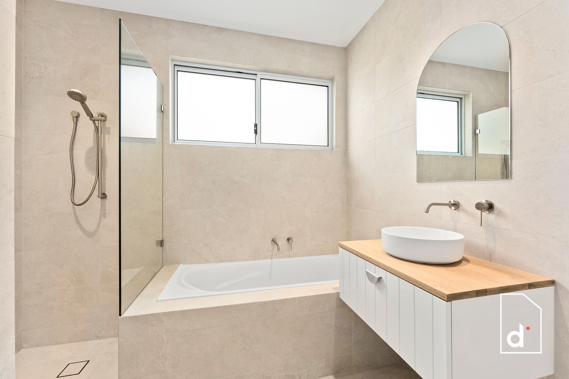 20A Tyrwhitt, Bulli NSW