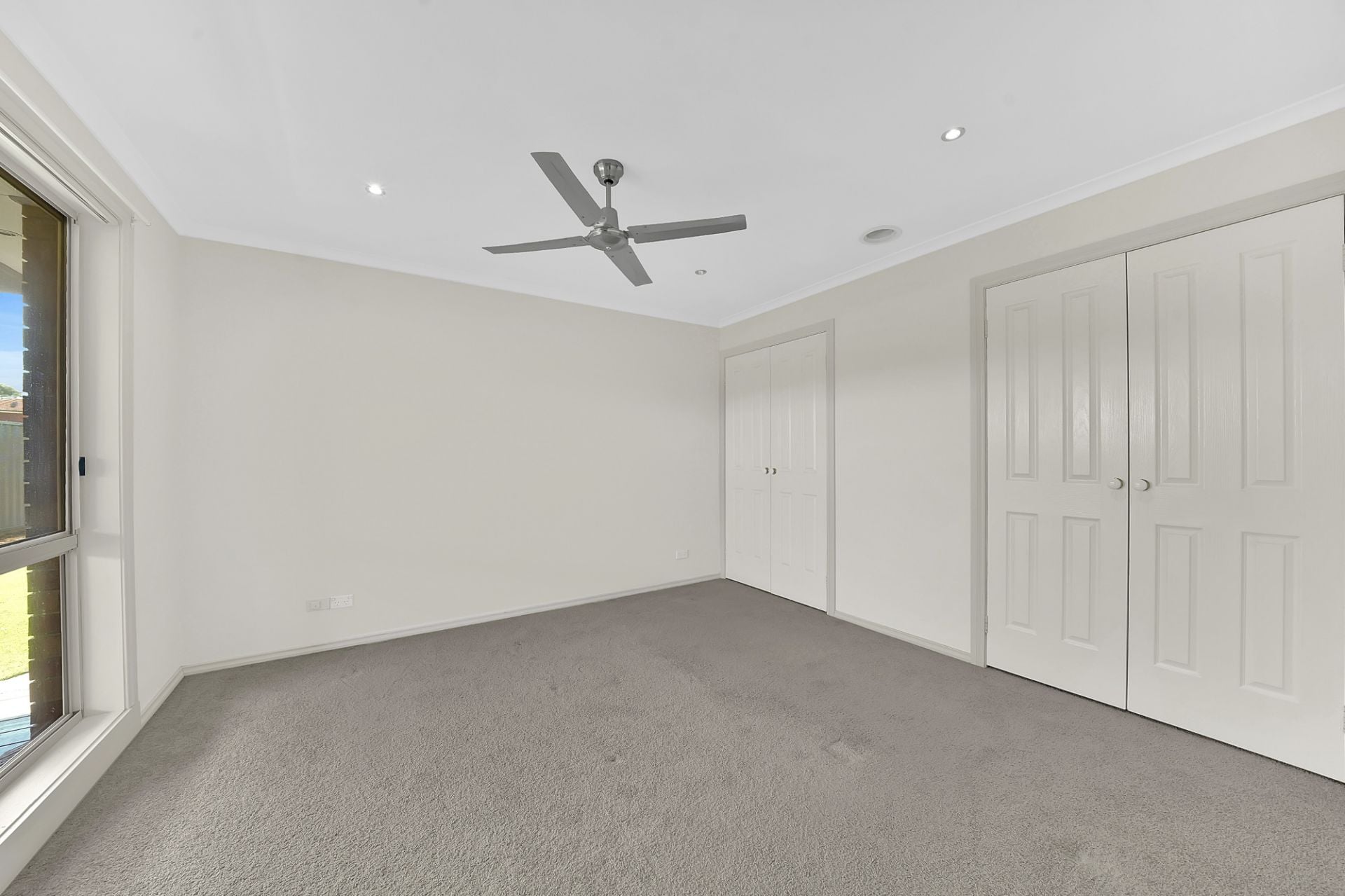 Charming Family Home in Mill Park