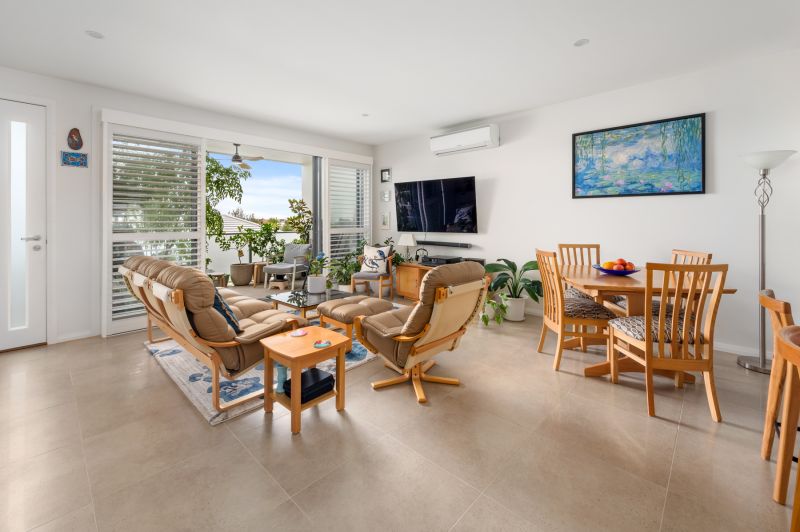 2/55A Caves Beach Road, Caves Beach - Thumbnail 6