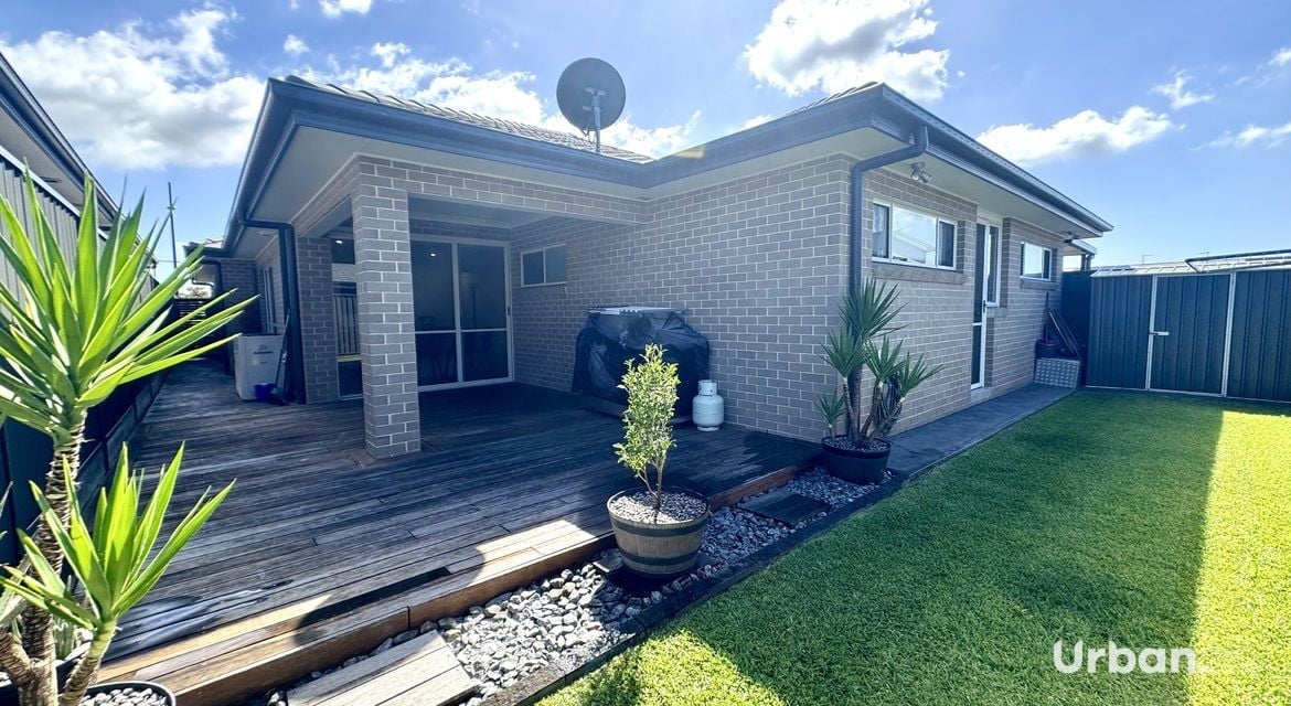 Oran Park 11 Stratton Road