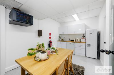 GROUND FLOOR OFFICE WITH HIGH END FITOUT!