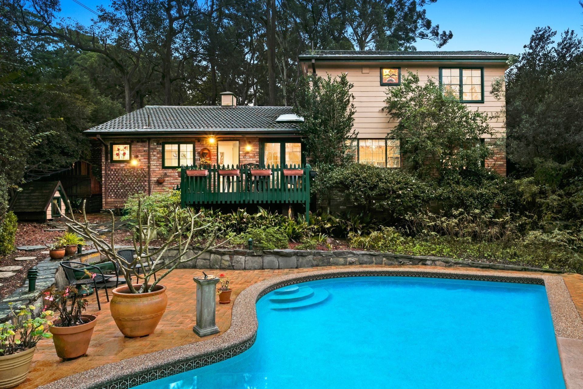 12 Cassia Grove, Beecroft, Beecroft - Thumbnail 2