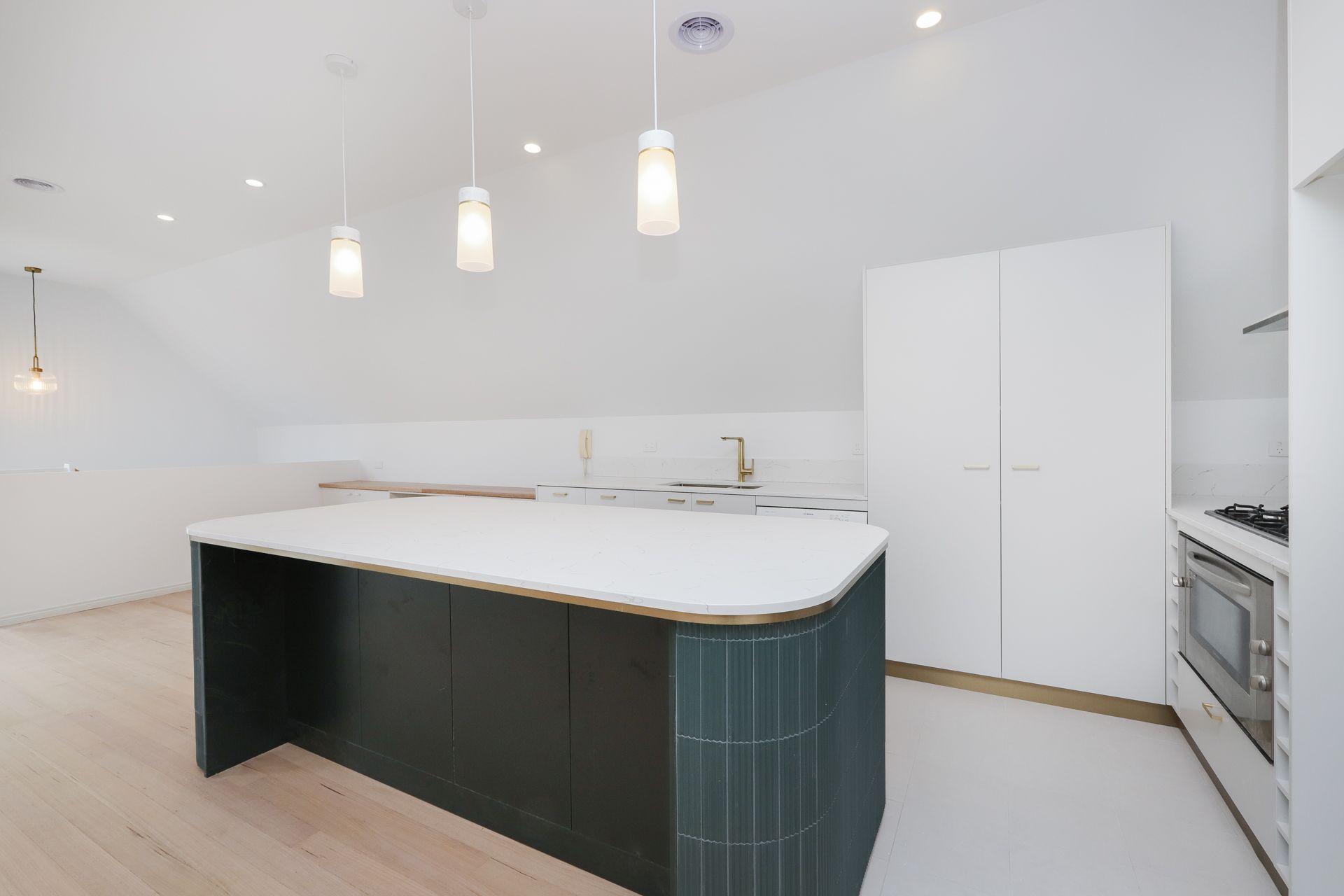 33 Francis Lane Kensington VIC, Kensington - Thumbnail 3